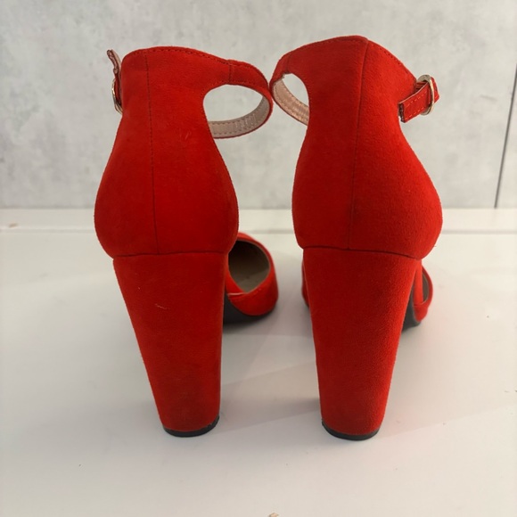 Dream Pairs Red Ankle Strap Pointy Heels Size 7.5 NWOT - Picture 4 of 11